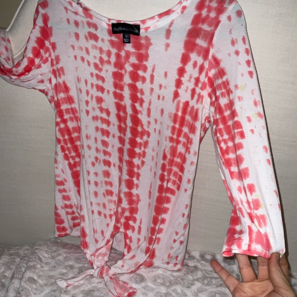 VALENTINES RED & WHITE tie dye blouse CREW NECK with knot tie long sleeve blouse - Picture 3 of 9